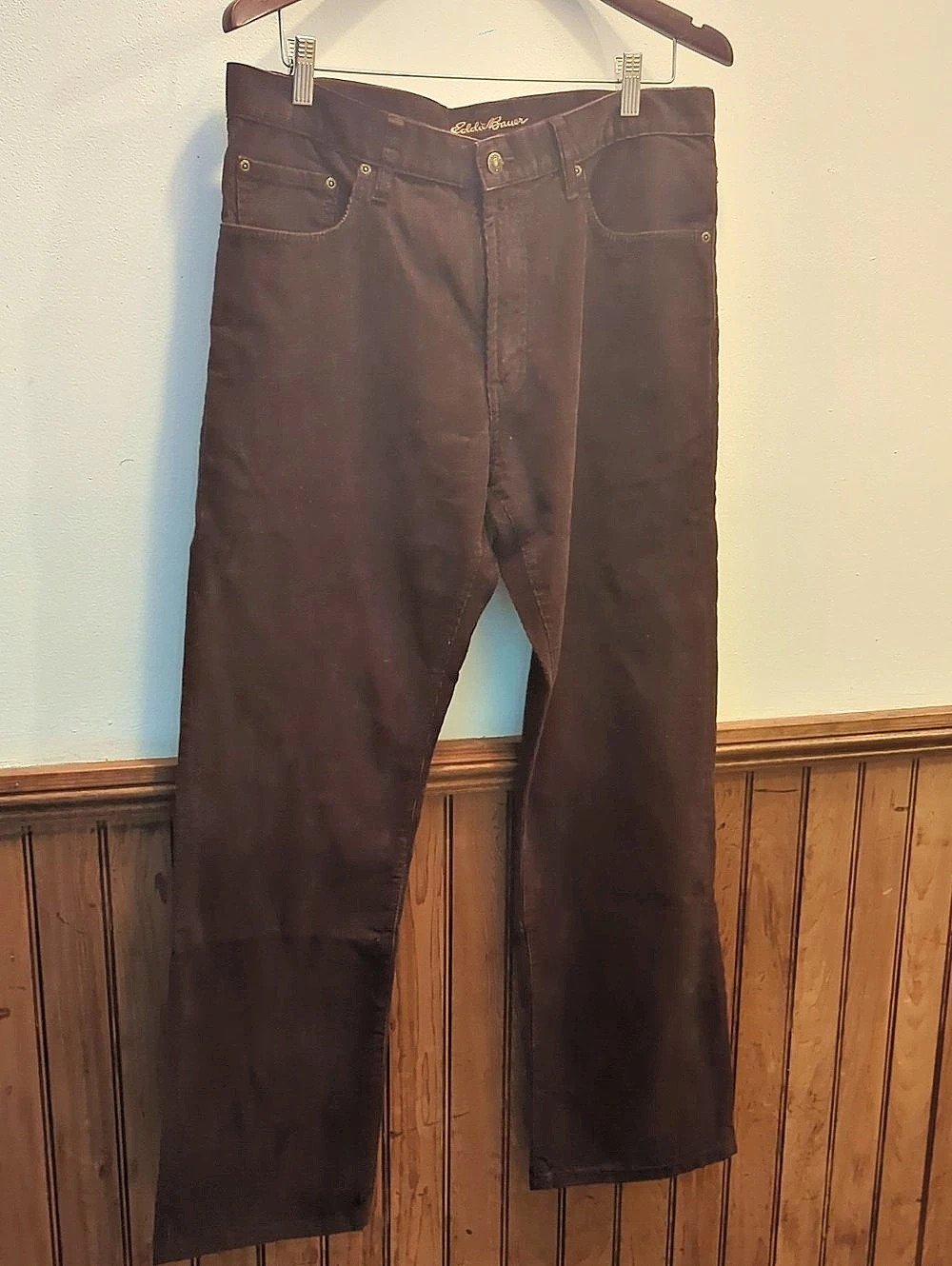 Eddie Bauer Men's Corduroy Pants 33x30 Dark Brown Like New